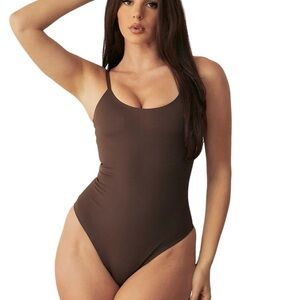 Pinsy Spaghetti Scoop Shapesuit NWT Size L